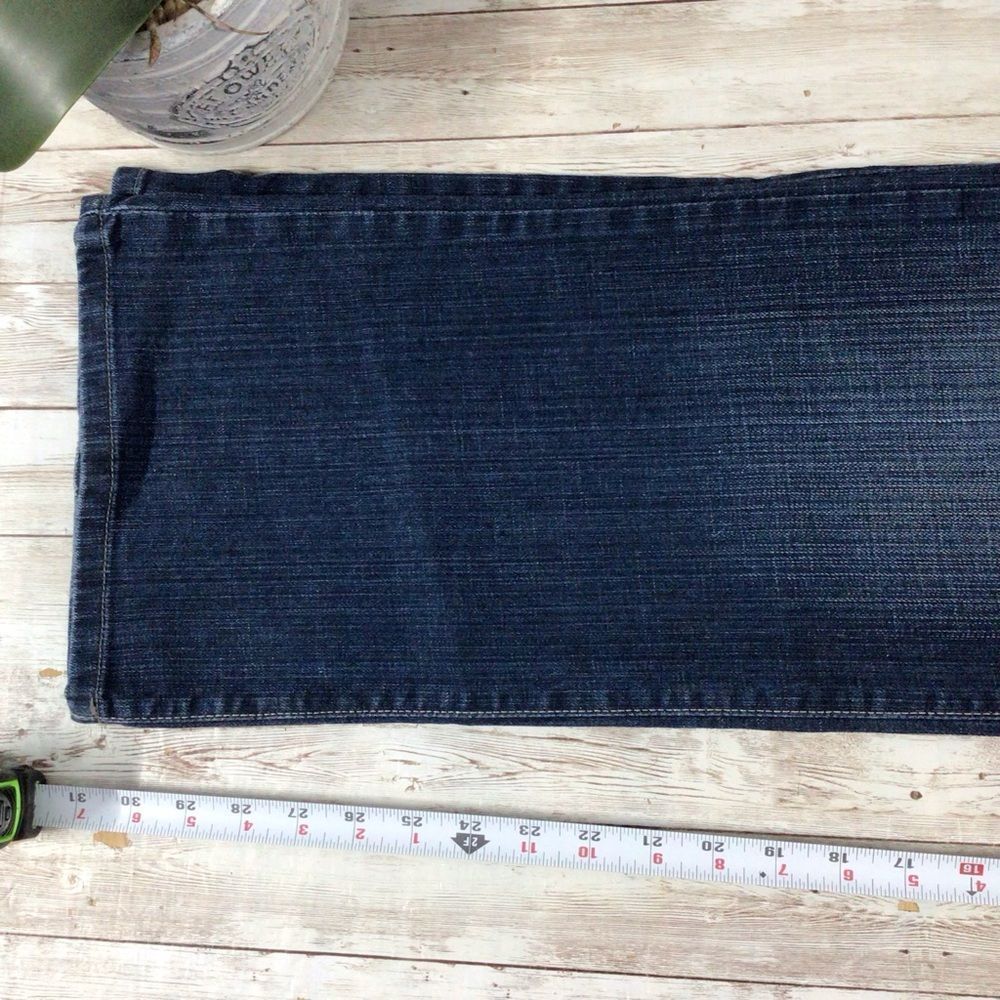 Woman’s Lucky Brand Southside Rider Mid Rise Button Fly Boot Cut Jeans - Picture 9 of 11